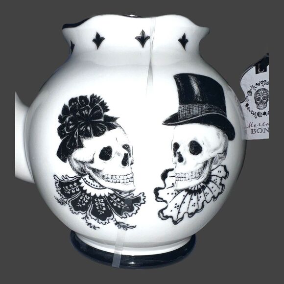 Potters Studio Victorian Skull Couple Teapot Halloween Gothic Mortar Bone 2 Side - Picture 8 of 8